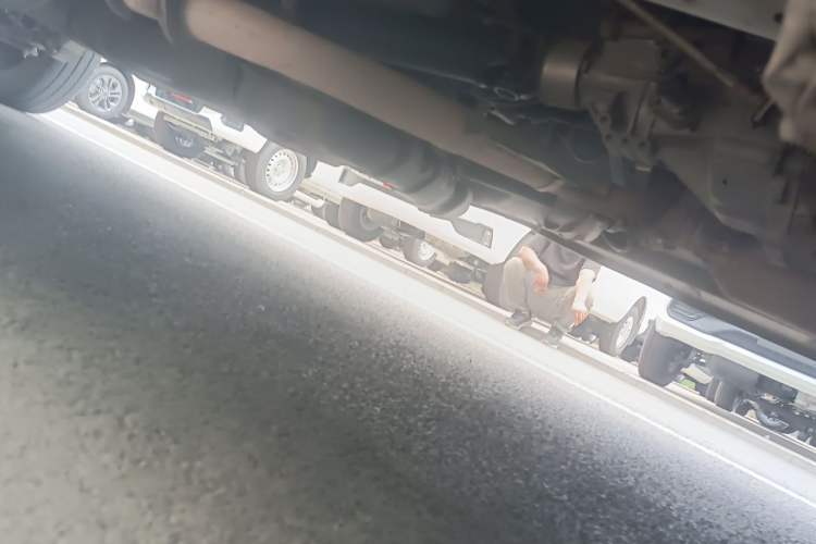 Used Jinbei Grace 2016 2.0L Express Utility Model Chassis Front Right
