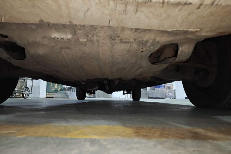 Used Jinbei Grace 2016 2.0L Express Utility Model Chassis Front