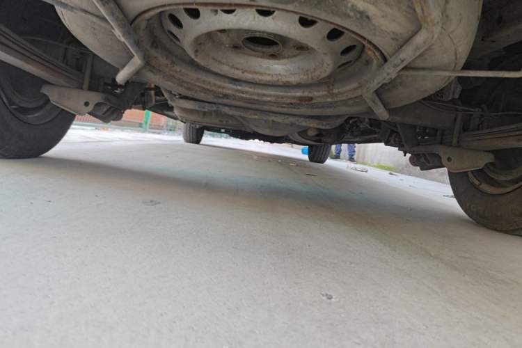 Used Jinbei Grace 2016 2.0L Express Utility Model Chassis Rear