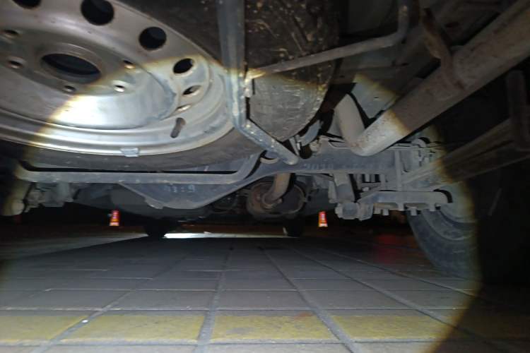 Used Jinbei Grace 2016 2.0L Express Utility Model Chassis Rear