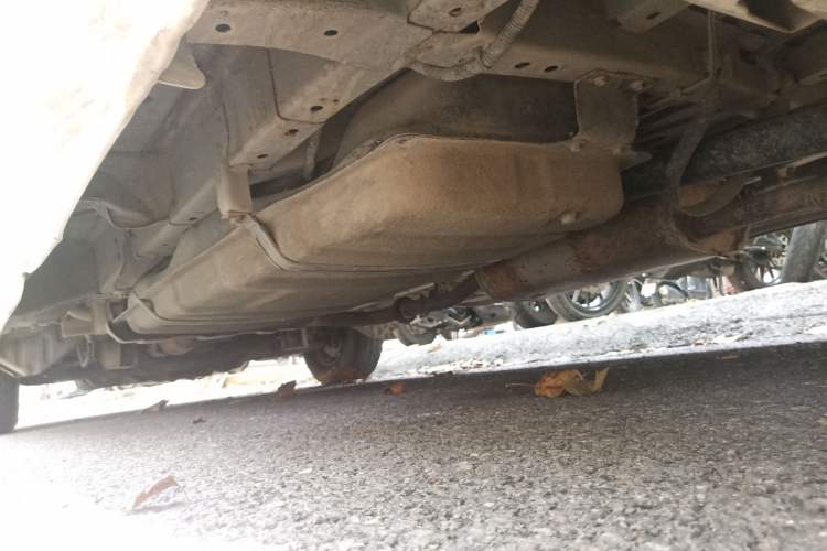 Used Jinbei Grace 2016 2.0L Express Utility Model Chassis Rear Left