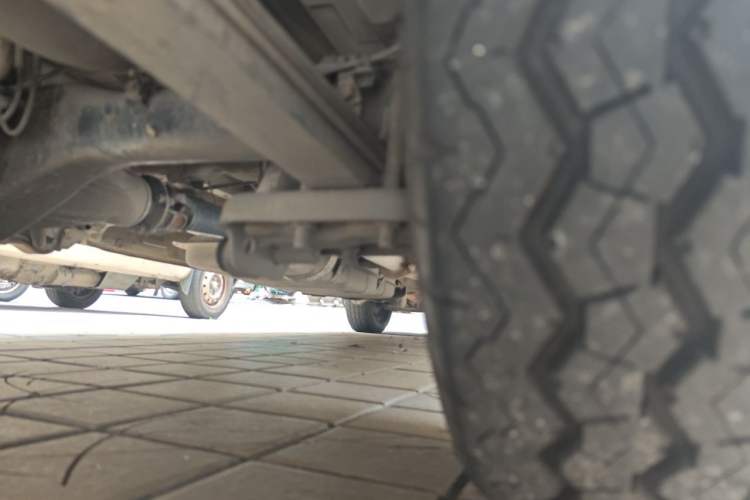 Used Jinbei Grace 2016 2.0L Express Utility Model Chassis Rear Right