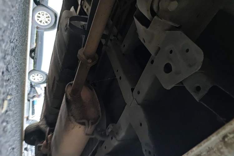 Used Jinbei Grace 2016 2.0L Express Utility Model Chassis Rear Right