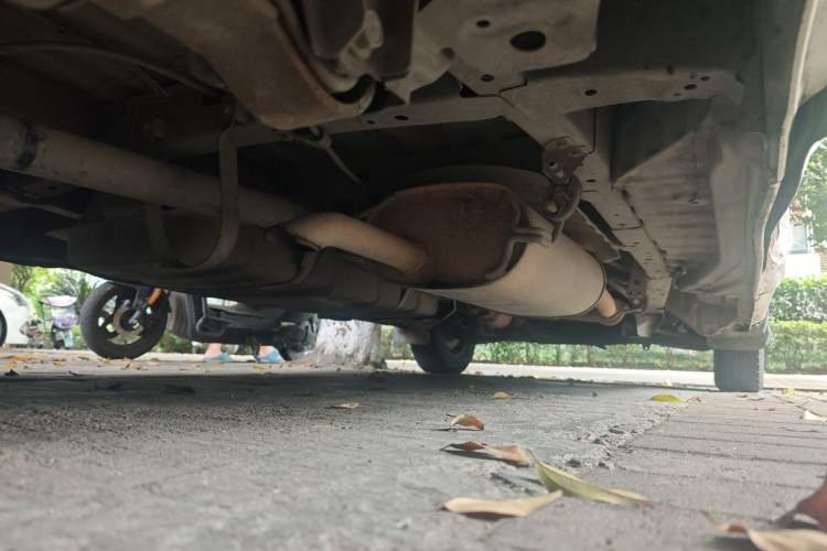 Used Jinbei Grace 2016 2.0L Express Utility Model Chassis Rear Right