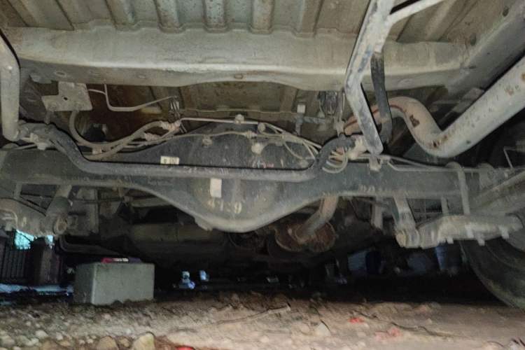 Used Jinbei Grace 2016 2.0L Express Utility Model Chassis Rear