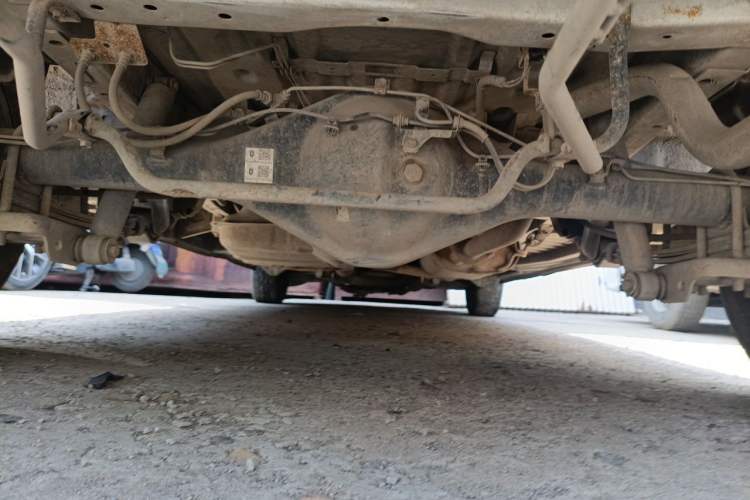 Used Jinbei Grace 2016 2.0L Express Utility Model Chassis Rear
