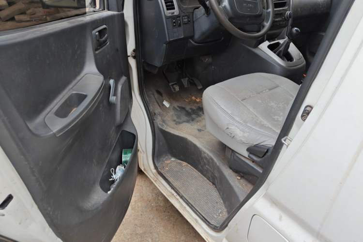 Used Jinbei Grace 2016 2.0L Express Utility Model Driver Seat