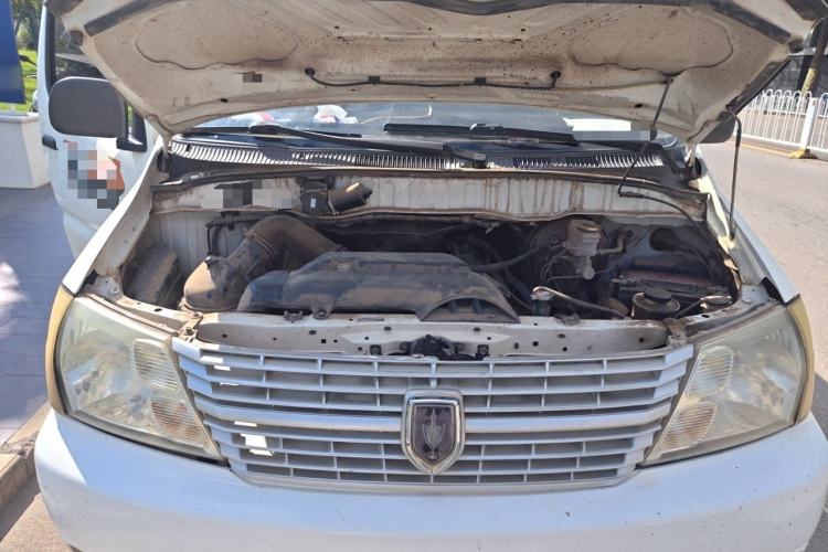 Used Jinbei Grace 2016 2.0L Express Utility Model Engine Bay