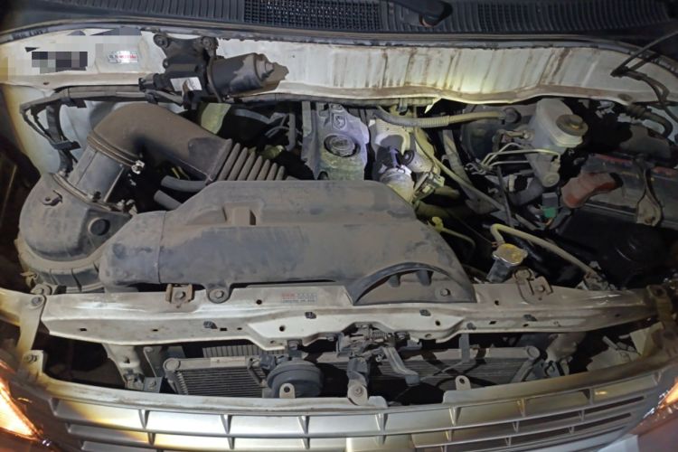 Used Jinbei Grace 2016 2.0L Express Utility Model Engine Bay