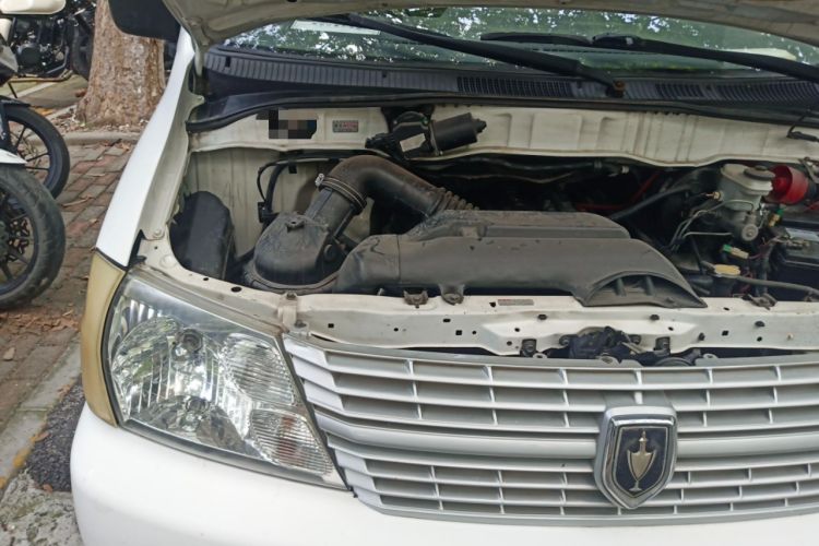 Used Jinbei Grace 2016 2.0L Express Utility Model Engine Bay Right