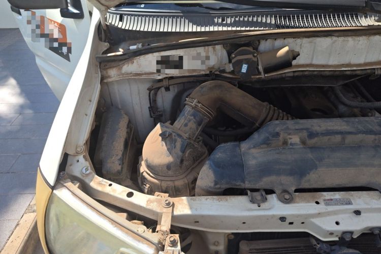 Used Jinbei Grace 2016 2.0L Express Utility Model Engine Bay Right