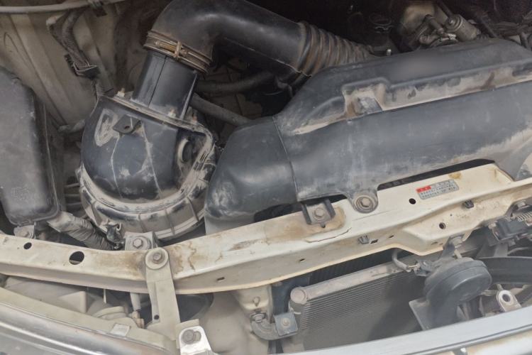 Used Jinbei Grace 2016 2.0L Express Utility Model Engine Bay Right