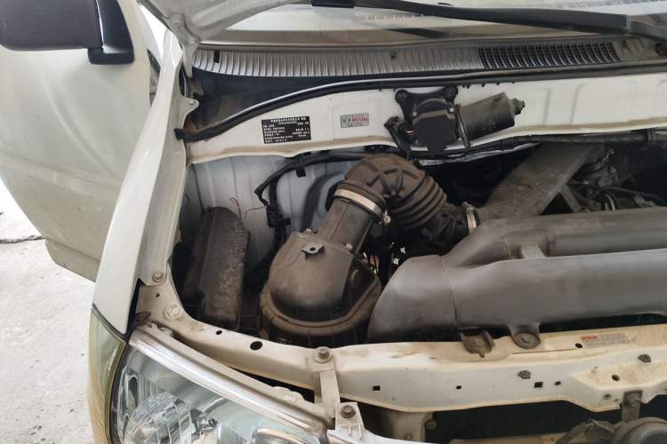 Used Jinbei Grace 2016 2.0L Express Utility Model Engine Bay Right