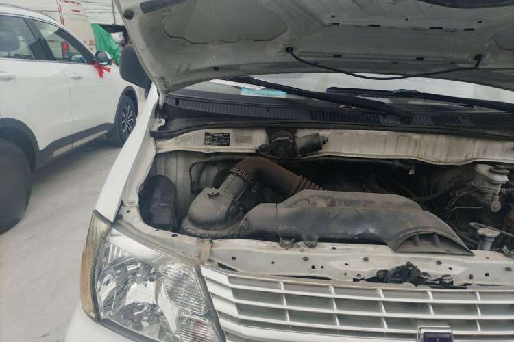 Used Jinbei Grace 2016 2.0L Express Utility Model Engine Bay Right