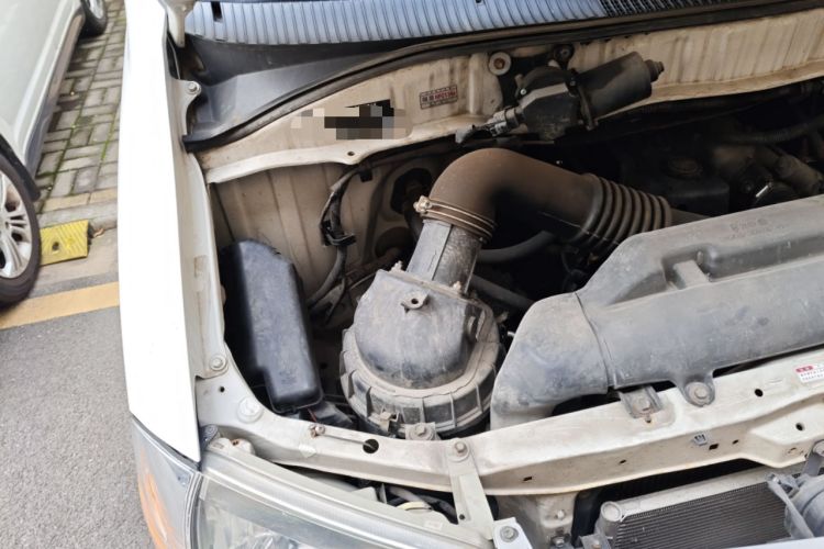 Used Jinbei Grace 2016 2.0L Express Utility Model Engine Bay Right