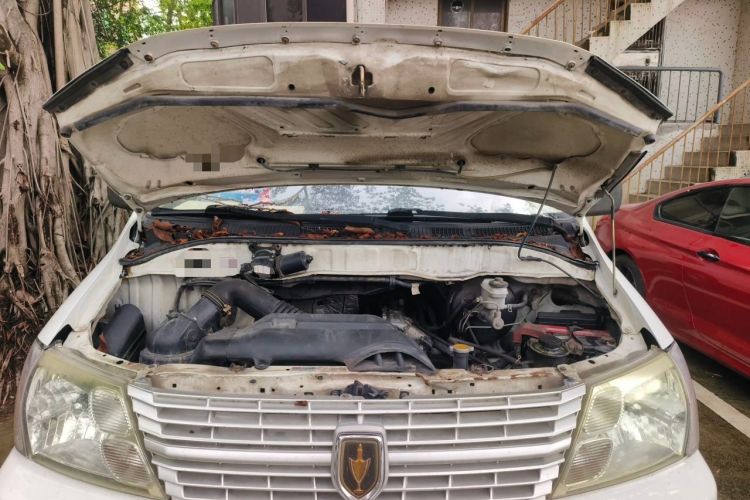 Used Jinbei Grace 2016 2.0L Express Utility Model Engine Bay