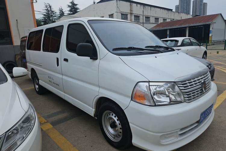 Used Jinbei Grace 2016 2.0L Express Utility Model Exterior 2