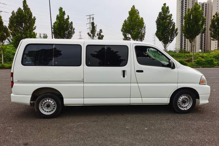 Used Jinbei Grace 2016 2.0L Express Utility Model Exterior 2