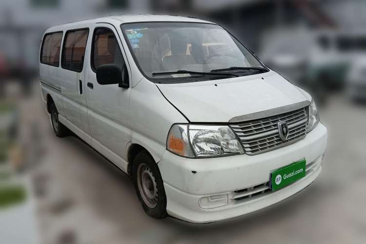 Used Jinbei Grace 2016 2.0L Standard Delivery Version Front Right 45 Deg