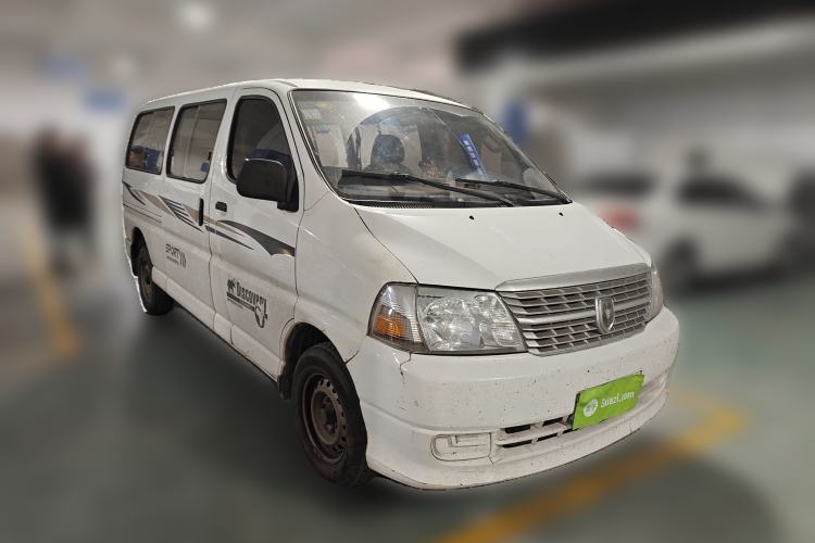 Used Jinbei Grace 2016 2.0L Express Utility Model Front Right 45 Deg
