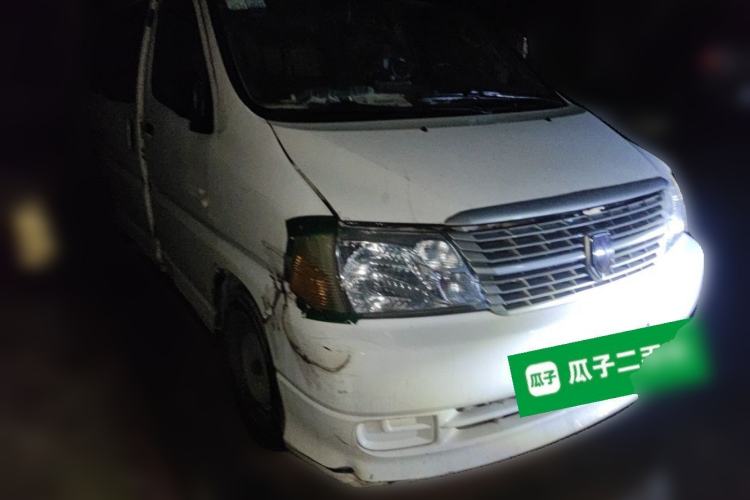 Used Jinbei Grace 2016 2.0L Express Utility Model Front Right 45 Deg