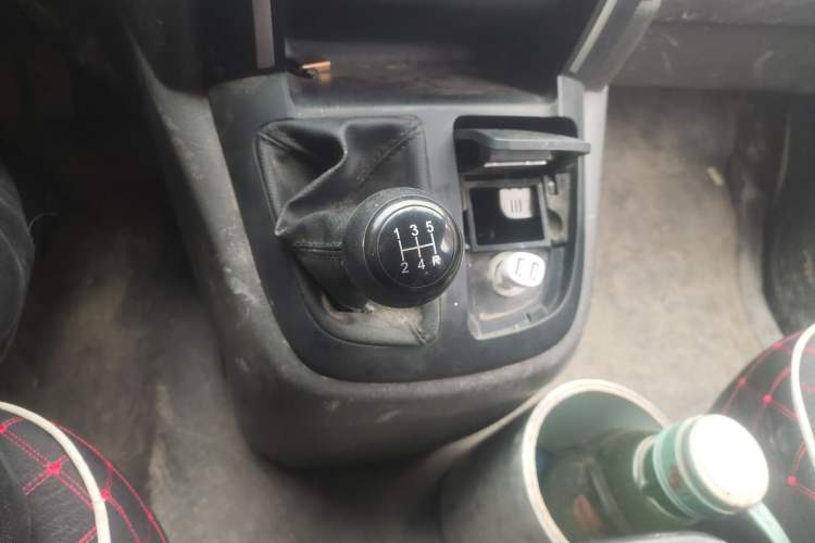 Used Jinbei Grace 2016 2.0L Standard Delivery Version Gear Lever