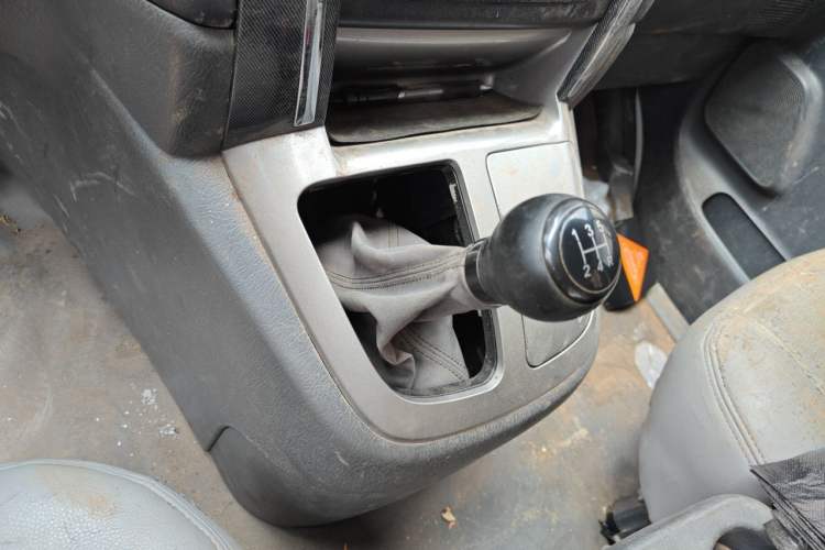Used Jinbei Grace 2016 2.0L Express Utility Model Gear Lever