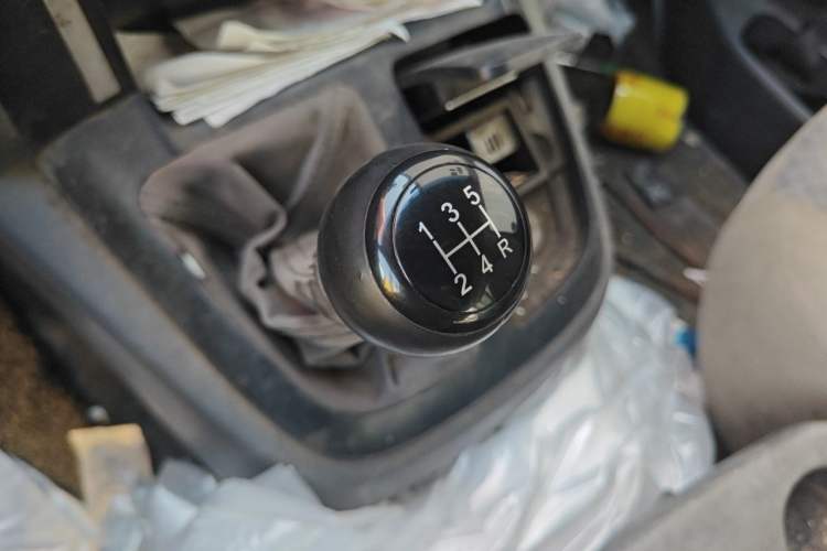 Used Jinbei Grace 2016 2.0L Express Utility Model Gear Lever