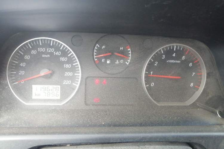 Used Jinbei Grace 2016 2.0L Standard Delivery Version Instrument Cluster