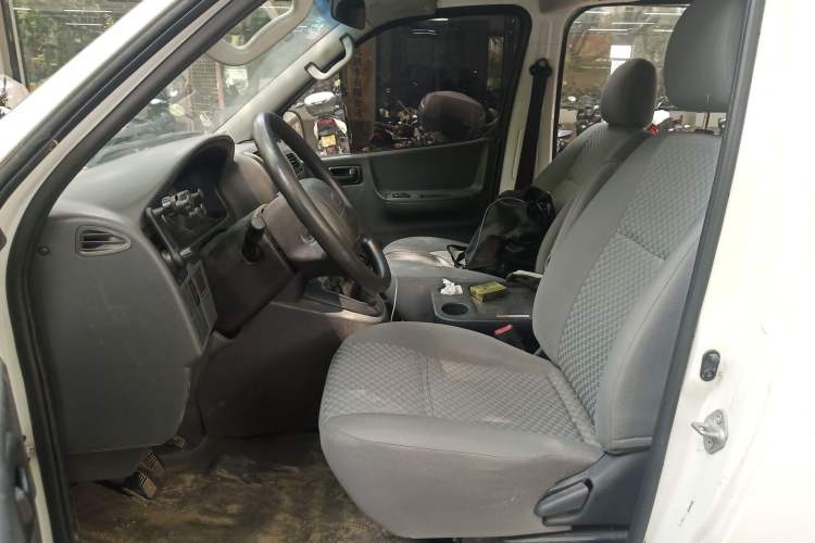 Used Jinbei Grace 2016 2.0L Express Utility Model Left Front Seat
