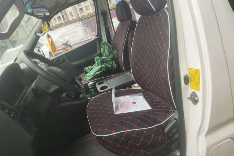 Used Jinbei Grace 2016 2.0L Standard Delivery Version Left Front Seat