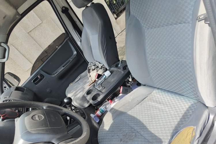Used Jinbei Grace 2016 2.0L Express Utility Model Left Front Seat