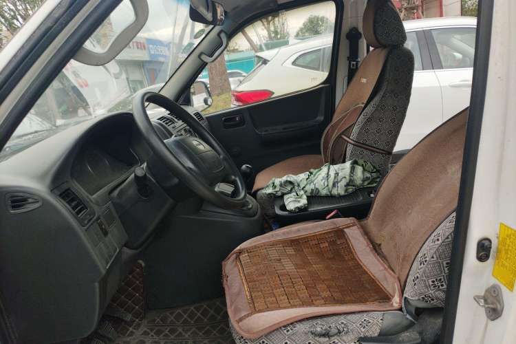 Used Jinbei Grace 2016 2.0L Express Utility Model Left Front Seat