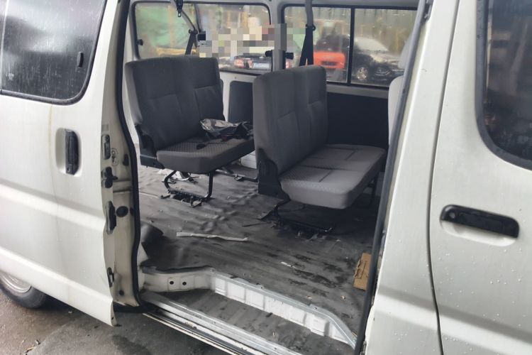 Used Jinbei Grace 2016 2.0L Express Utility Model Left Rear Seat