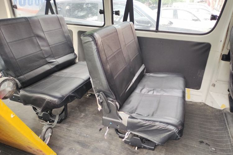 Used Jinbei Grace 2016 2.0L Express Utility Model Left Rear Seat