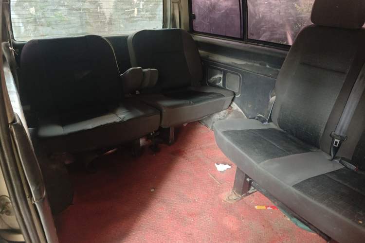 Used Jinbei Grace 2016 2.0L Express Utility Model Left Rear Seat