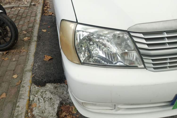 Used Jinbei Grace 2016 2.0L Express Utility Model Right Front Headlight