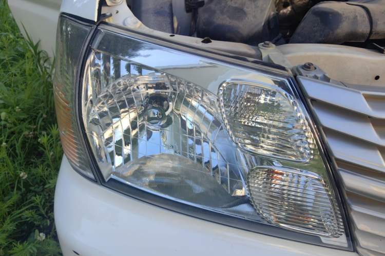 Used Jinbei Grace  Right Front Headlight