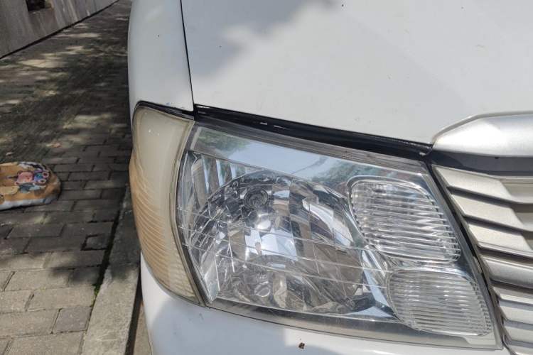 Used Jinbei Grace 2016 2.0L Express Utility Model Right Front Headlight
