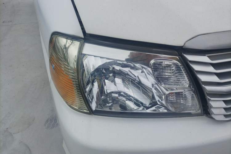 Used Jinbei Grace 2016 2.0L Express Utility Model Right Front Headlight