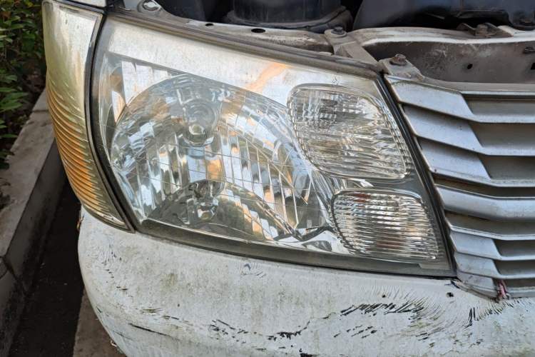 Used Jinbei Grace 2016 2.0L Express Utility Model Right Front Headlight