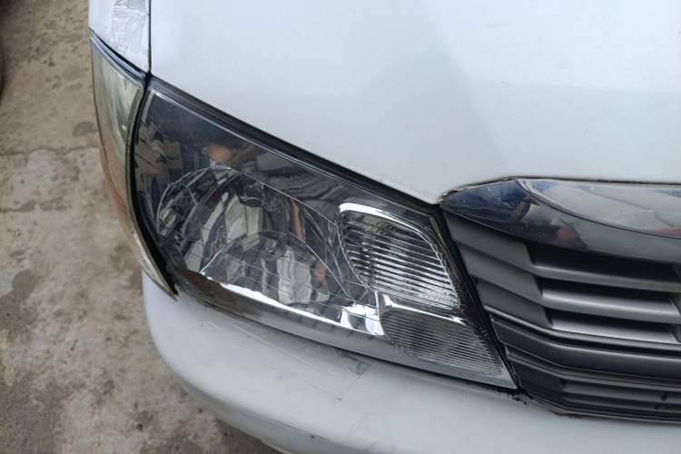 Used Jinbei Grace 2016 2.0L Express Utility Model Right Front Headlight