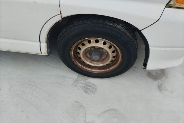 Used Jinbei Grace 2016 2.0L Express Utility Model Right Front Wheel Hub
