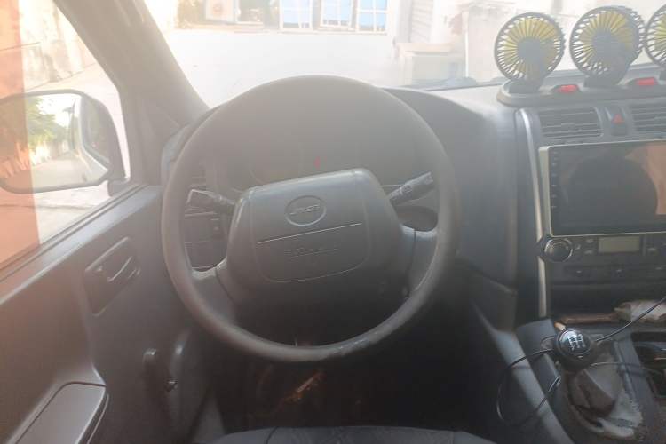 Used Jinbei Grace 2016 2.0L Standard Delivery Version Steering Wheel