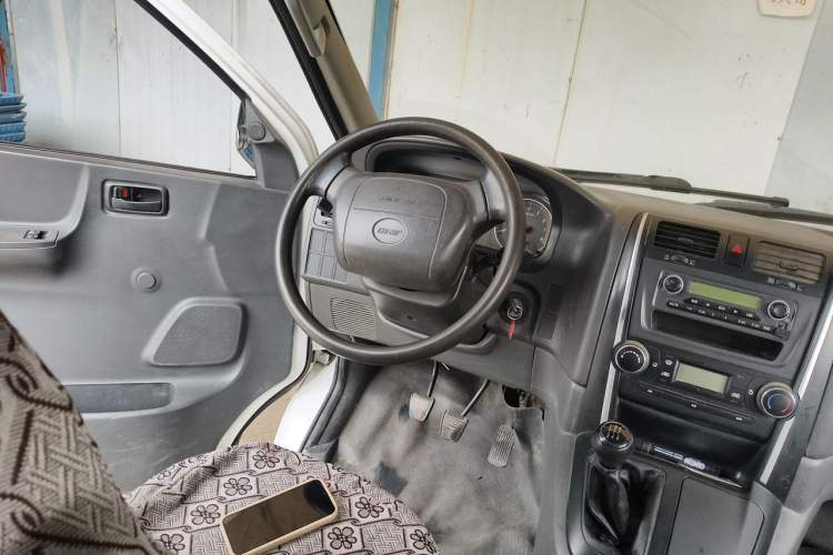 Used Jinbei Grace 2016 2.0L Express Utility Model Steering Wheel