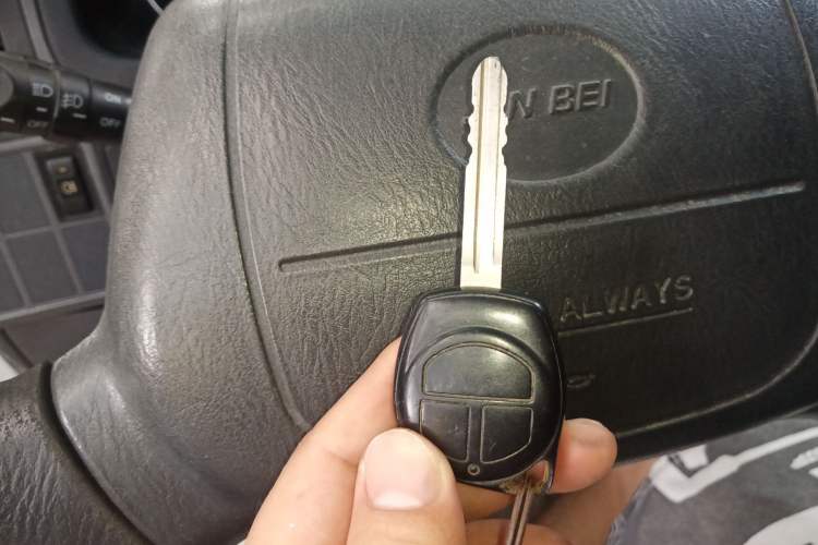 Used Jinbei Grace 2016 2.0L Express Utility Model Vehicle Key