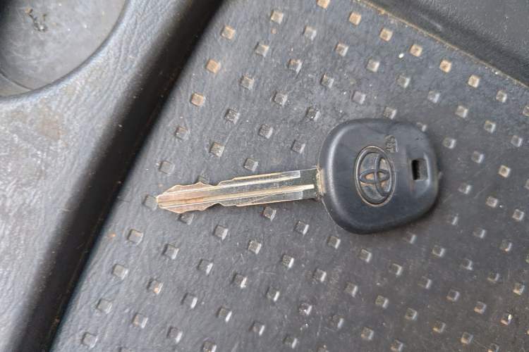 Used Jinbei Grace 2016 2.0L Express Utility Model Vehicle Key