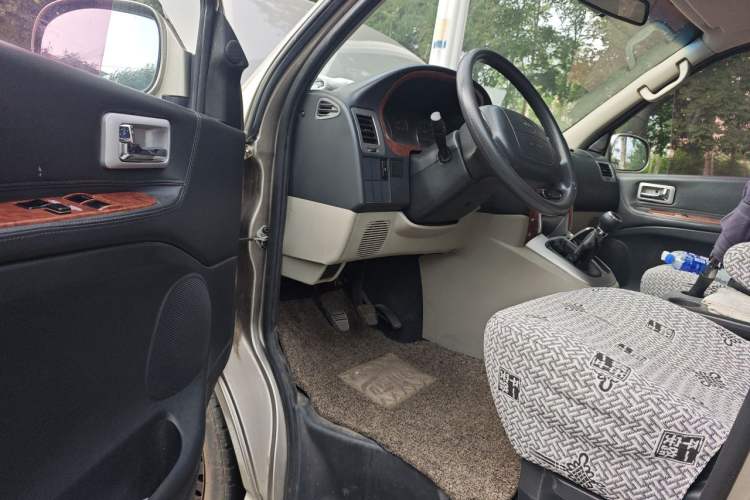 Used Jinbei Grace 2016 2.0L Express Comfort Model Driver Seat