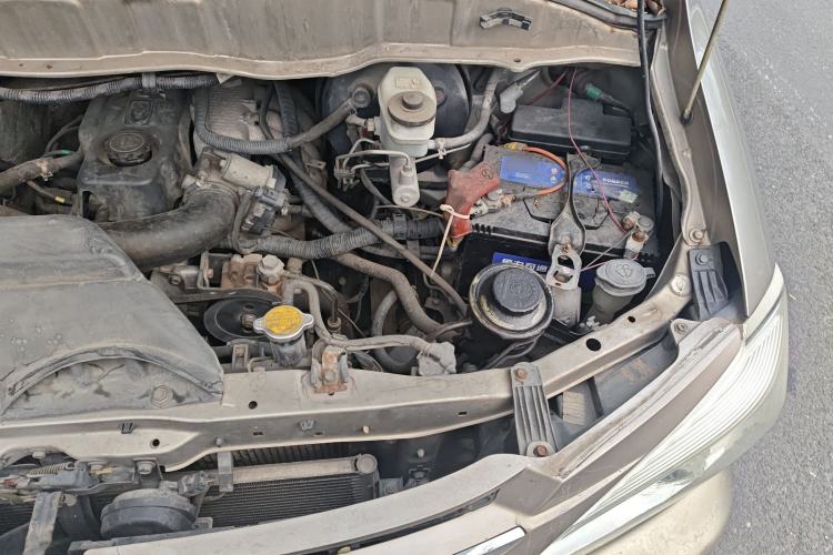 Used Jinbei Grace 2016 2.0L Express Utility Model Engine Bay Left