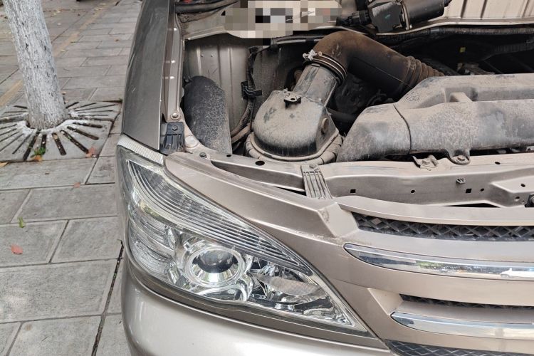 Used Jinbei Grace 2016 2.0L Express Utility Model Engine Bay Right